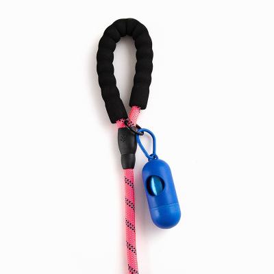 China Large Long Reflective Nylon Lights Rope Dog Leash For Dogs With Poop Bag for sale