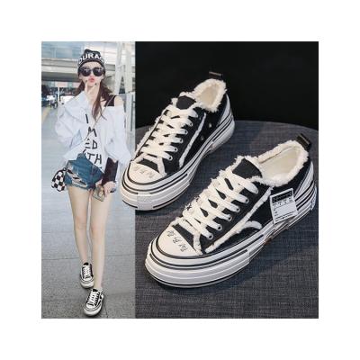 China Fashion trend top sale guaranteed quality 2021 new style sports sneakers for girl women for sale