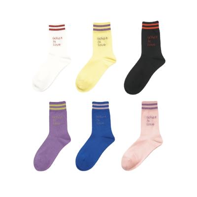 China 2021 OEM Autumn Combed Cotton Socks Breathable Women Sweat-absorbent Socks Casual Striped Sports Letter Socks Stockings for sale