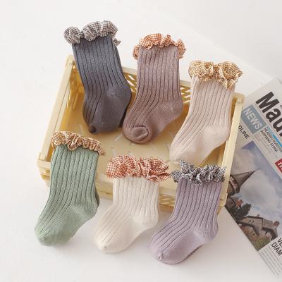 China Spring and Autumn Breathable Girls Socks 2022 New Mori Korean Children's Lace Socks Baby Tube Medium Cotton Socks for sale