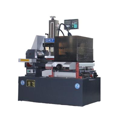 China Machinery Repair Shops EDM Machine CNC Wirecut Wire Cut DK7735 for sale