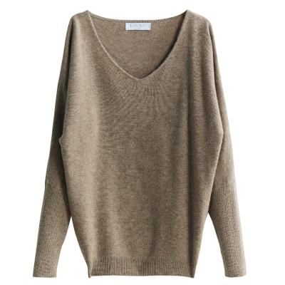 China Anti-Wrinkle Women's V-Neckline 100% Winter Long Sleeve Merino Woolen Warm Batwing Long Sleeve Knitted Pullover Sweater Tops for sale