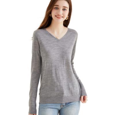 China Anti-Wrinkle OEM Women's V-Neck Basic Lightweight Tops Spring Summer Base Layers 100% Merino Wool T-Shirt for sale