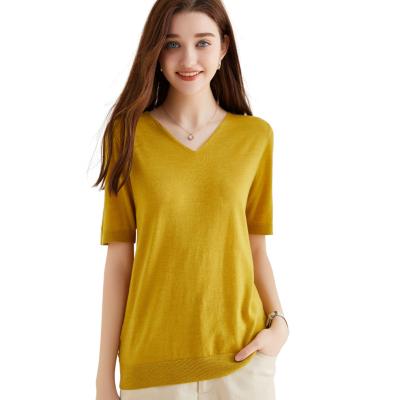 China Anti-Wrinkle OEM Women's V-Neck Basic Lightweight Tops Spring Summer Base Layers 100% Merino Wool T-Shirt for sale