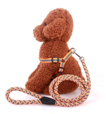 China Sustainable Hot Selling G Amazon Big Dog Leads Soft Reflective Nylon Braided Pet Rope Dog Leash for sale