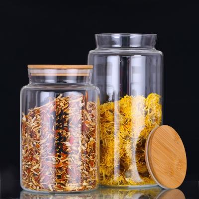 China Steamable Kitchen Use Bamboo Lid Food Storage Clear Glass Jar With Pyrex Borosilicate Glass Material for sale