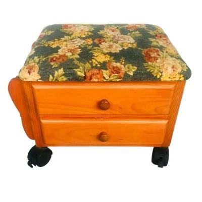 China Wholesale Style Fashionable Wooden Footstool Ottoman Wooden Cover Storage Good Quality Mobile Fabric Stool for sale