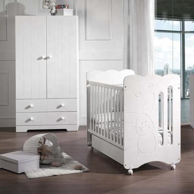 China Moderno 20CCB033 Modern White Wooden Baby Crib Huts Newborn Convertible Infant Furniture Set Portable Baby Chest With Changing Table for sale