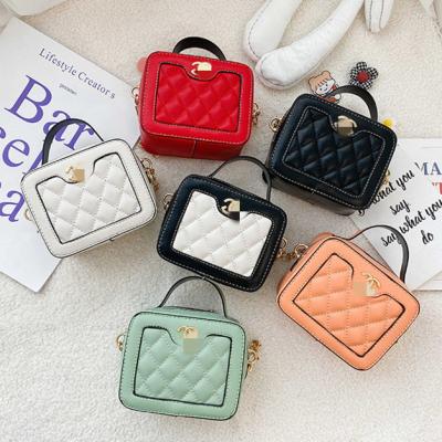 China New Fashion PU Mini Square CC Square Handbag Shoulder Messenger Bag With Chain For Kids Girls for sale