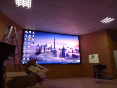 Cina SMD2121 4K Led Video Wall Fixed Led Screen P3 Indoor High Resolution in vendita