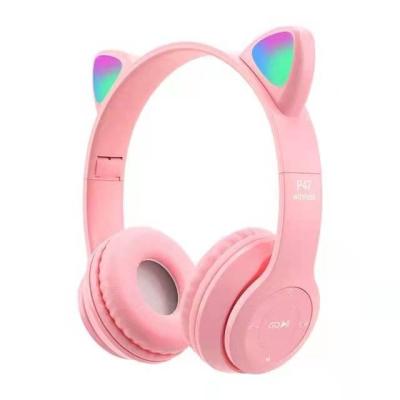 China Earphone Factory Supply P47 Cat Ear Luminescent Earphone Radio for sale