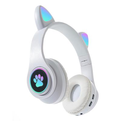 China Earphone Factory Supply B39 Cat Ear Earphone Luminescent Radio for sale