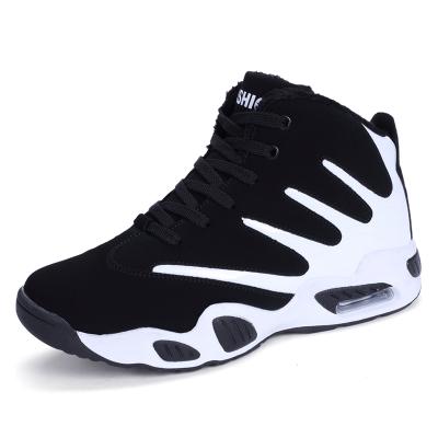 China Durable Thermal Upper Sports Shoes Basketball Shoes Men High Tops Fashion Sneakers for sale