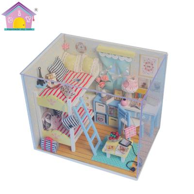 China Holiday decoration & Gift Wooden DIY Craft Doll House Light Miniature DIY Toy For Children for sale