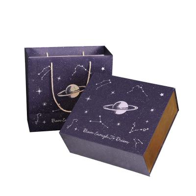 China Other creative hand starry purple gift box flip gift box sky lipstick exquisite cosmetics packaging box for sale