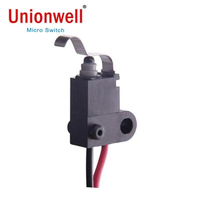 China Hot Selling Auto Electronics Unionwell Switch IP67 G304D Waterproof Micro Momentary Subminiature Push Button Switch for sale