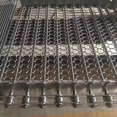 China Heat Resistant Stainless Steel Chain Conveyor Mesh Belt for sale