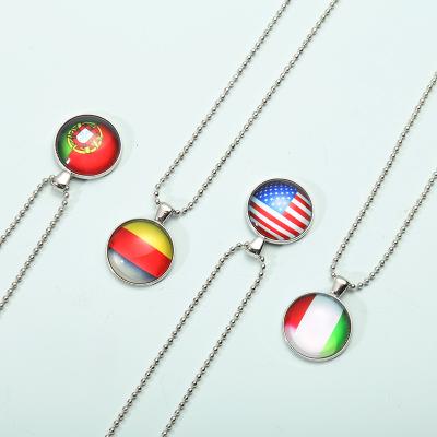 China Environmentally Friendly Country Flag Design Dome Glass Cabochon National Country Trays Necklace Chain Pendant Necklace for sale