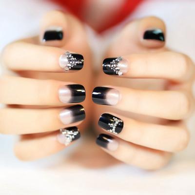 China High Quality Black Gold Star Design 22 Pcs Press On Nails Rhinestones Exterior Luxury Glitter Round Fake Nails for sale