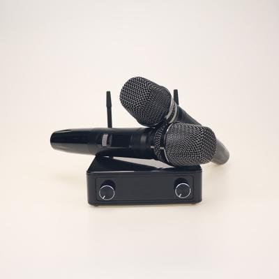 China Handheld Microphone Micro Hand Wireless Microphone for sale