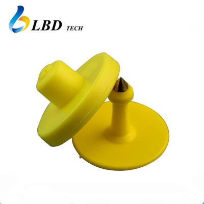 China Animal Management 840-960 MHz UHF Cattle Cow Identification RFID Animal Ear Tag For Management for sale