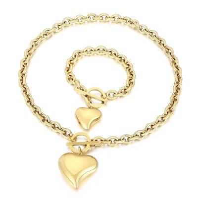 China FASHIONABLE Ladies Fashion Jewelry Big Stainless Steel Heart Necklace And Bracelet Gold Jewelry Set for sale