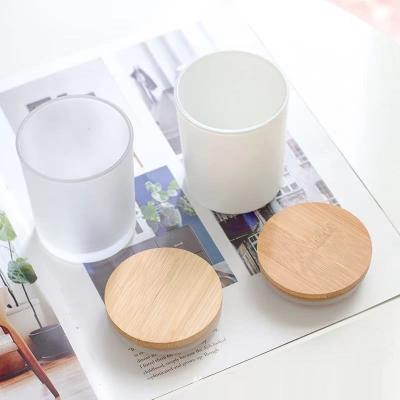 China Wholesale 8oz 10oz 14oz Multicolor Soy Wax Container Home Decoration Glass Candle Holders And Jars With Metal Bamboo Wooden Lids for sale