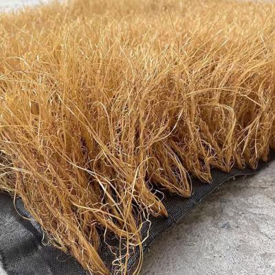 China Hot Selling Eco-friendly Fluffy And Dense Synthetic Thatch Palm Thatch Roll Lawn Thatch Roof for sale