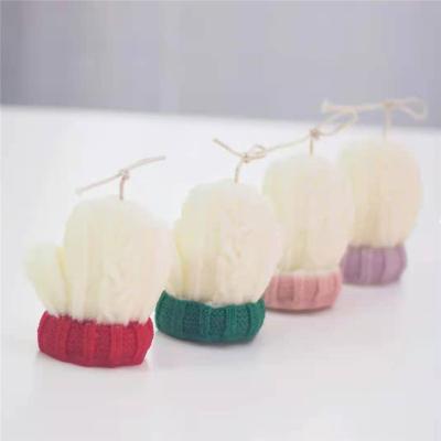 China Luxury Christmas Gloves Scented Soy Wax Candle Scented Candle For Christmas Decoration Gifts for sale