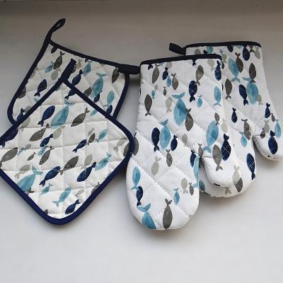 China Printed Baking Kitchen Printed Microwave Oven Gloves BBQ Kitchen Oven MIT Gloves for sale