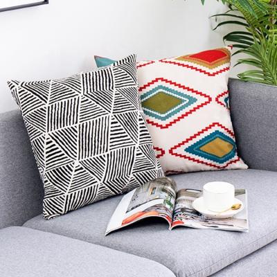 China Anti-static geometric diamond pattern printing cushion cover decoration for sale