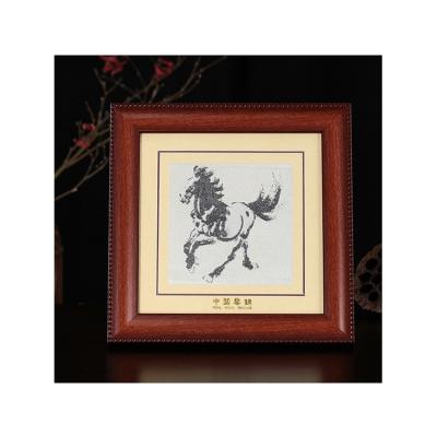 China New Chinese Style Design Customized Handmade Satin Painting for sale