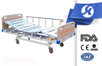 China Commercial Furniture Manual Hospital Bed With Aluminum Alloy Side Rail for sale