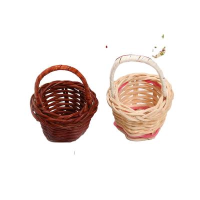 China Viable Rattan Mini Portable Basket Idyllic Furniture Ornaments Decorative Basket Folding Wooden Fruit Basket for sale