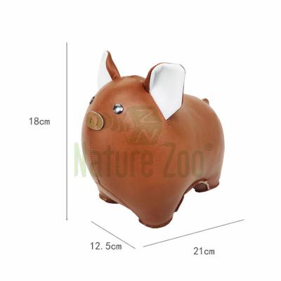 China Creative Handicraft Modern Home Furnishing Decor Handmade Modern Coffee Table Synthetic-Leather Art Decorations Bookends Bookend Pig for sale