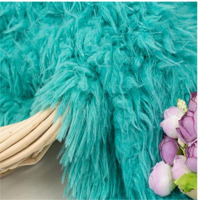 China Wholesale Soft Long Pile Sheepskin Faux Fur Garment Artificial China Home Textile Fabric for sale