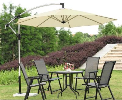 China Large Silver Beach Sunshade Umbrella 270cm 300cm Side Mount Patio Umbrella for sale