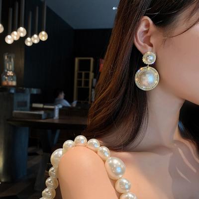 China Trendy Gold Plated 925 Big Silver Rhinestone Women's Natural Pearl Rarrings Needle Stud Earrings for sale