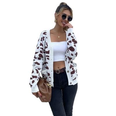 China New Cube Graphic Knitted Women's Casual Knitted Sweater Coat Cardigan Sweater for sale