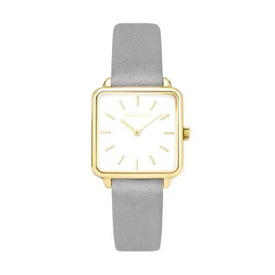 China Hot Trend Customized Luxury Square Chain Ladies Watches Fashionable Women Wrist Watch Quartz Strap Water Resistant Gold Metal for sale