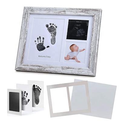 China Modern Newborn Baby Handprint and Footprint Picture Frame Kit in Rustic Farmhouse Frame Grey/White Wood Frame for sale