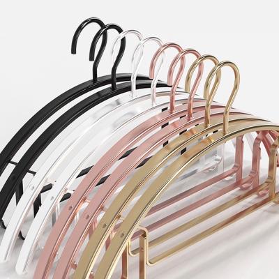 China Stocked Factory Price Customize Fashion Cheap Coat Hanger Multifunctional Aluminum Alloy Color Kids Coat Hanger for sale