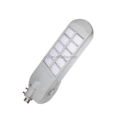 China Energy Saving 120W SMD LED Street Light with Die Cast Aluminum Housing Material for sale