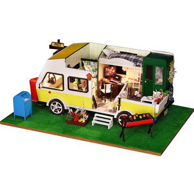 China DIY Wooden TOY Dollhouse With LED Lights For Kid Leisure Holiday Craft Dollhouse Wooden Puzzle Toys For Children for sale