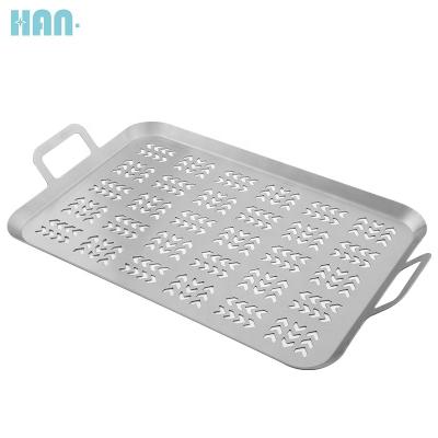 China Hot Sales Large Easily Cleaned Arrow Hole Stainless Steel BBQ Tool Frying Pan Grill Basket for sale