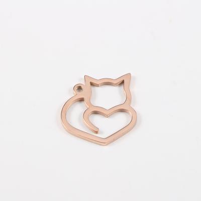 China Newest Pet Cat Accessories Hollow Stainless Steel Cat Accessories Environmental Protection Design Fashion Cartoon Heart Shaped Animal Pendant for sale