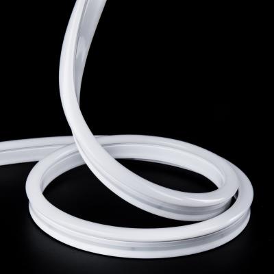 China 6*15mm 270° zijdelingse buiging Flexible led neon strip IP67 24V Silicone LED Lighting Te koop