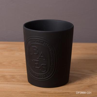 China Wholesale nodic unique black ceramic jar home decoration candle personalized empty candle jars for candle making for sale