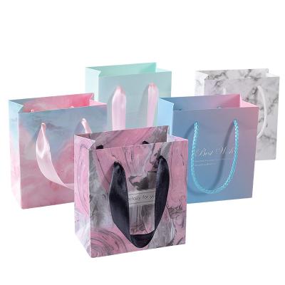 China Recyclable Cardboard Gift Bag Jewelry Tote Bag With Logo for sale