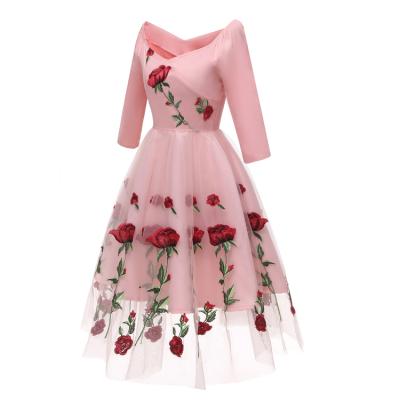 China Factory Price 2019 Anti-Static Rose Flowers Embroidery Tulle Women Dress Vintage Party Dress Rose Embroidery A-line Prom Dress for sale